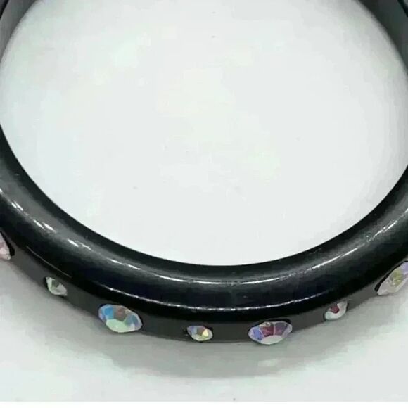 Vintage Black Lucite aurora borealis Rhinestone Chunky MODERNIST Bangle Bracelet - Picture 2 of 5